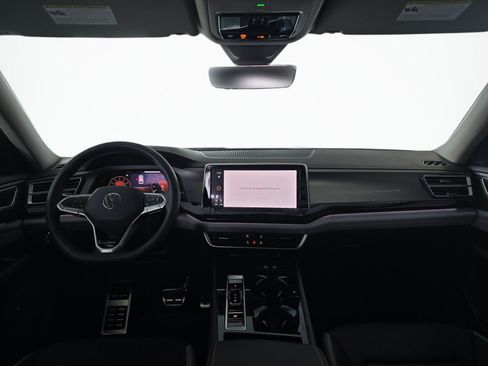 New 2026 Volkswagen Atlas Peak Edition AWD/4WD image 32