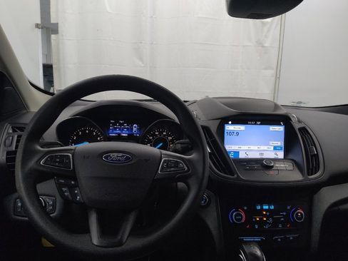 Used 2019 Ford Escape SE FWD image 22