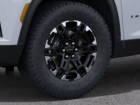 New 2027 Chevrolet Traverse Z71 w/ Driver Confidence Package AWD/4WD image 9