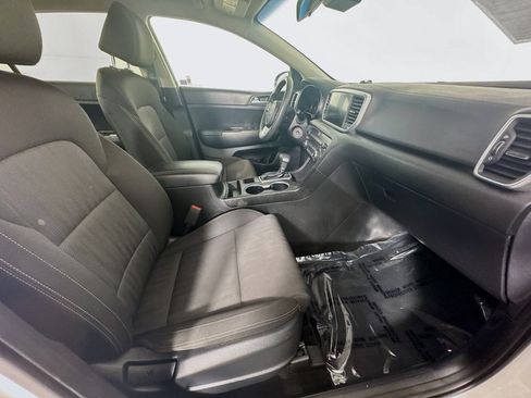 Used 2021 Kia Sportage LX AWD/4WD image 29