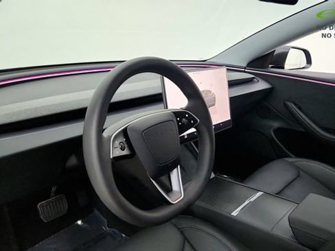 Used 2025 Tesla Model 3 Long Range AWD/4WD image 46