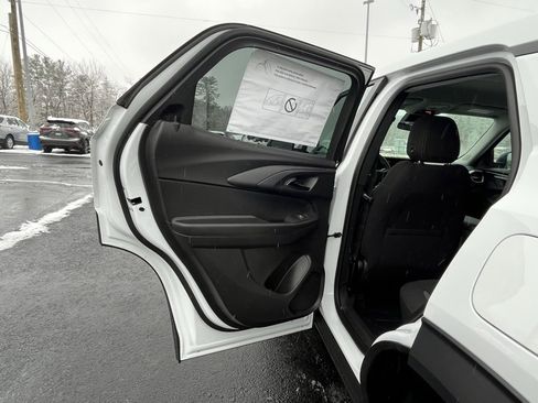 New 2026 Chevrolet TrailBlazer LS w/ LS Convenience Package image 13