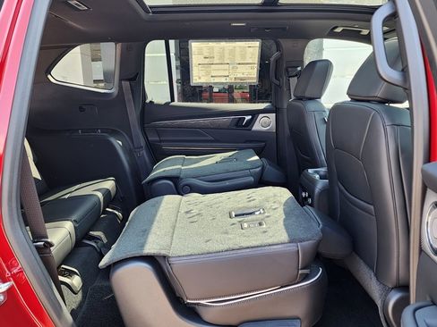 New 2026 Buick Enclave Avenir w/ Super Cruise Package image 48