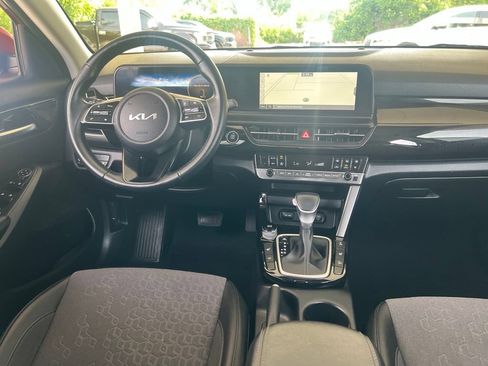 Certified 2024 Kia Seltos S AWD/4WD image 17