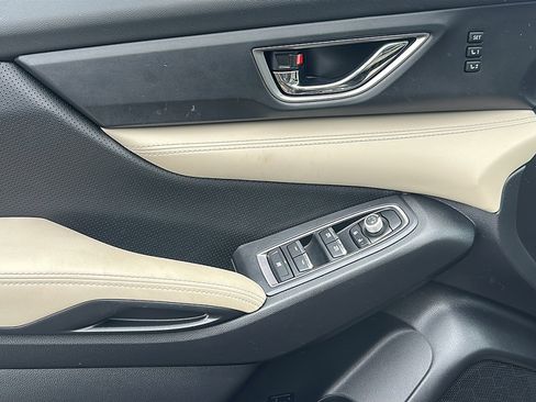 Used 2022 Subaru Ascent Limited w/ Technology Package image 16