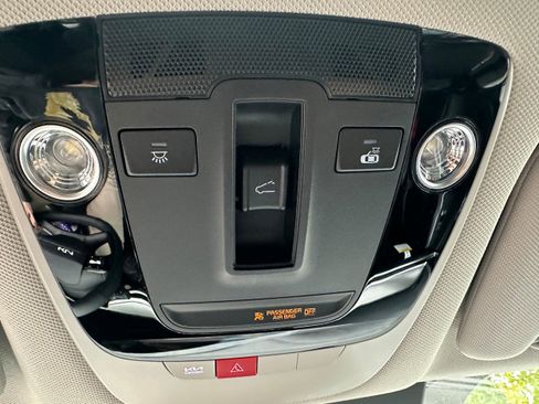 New 2026 Kia Sorento S image 46