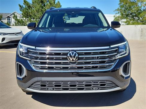 New 2026 Volkswagen Atlas SE image 5
