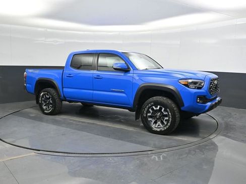 Used 2021 Toyota Tacoma TRD Off-Road image 5