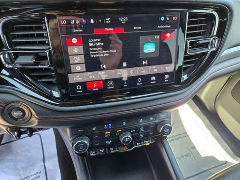 Used 2024 Dodge Durango GT image 15