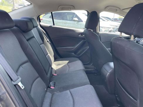 Used 2014 MAZDA MAZDA3 i Touring w/ Technology Package image 13