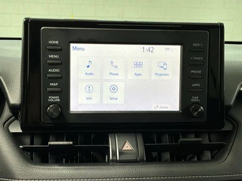 Used 2019 Toyota RAV4 XLE w/ Carpet Mat Package AWD/4WD image 14