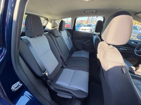 Used 2017 Ford C-MAX Energi SE image 12