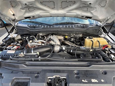 Used 2020 Ford F550 4x4 Crew Cab Super Duty image 33