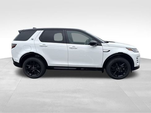 New 2025 Land Rover Discovery Sport S image 6