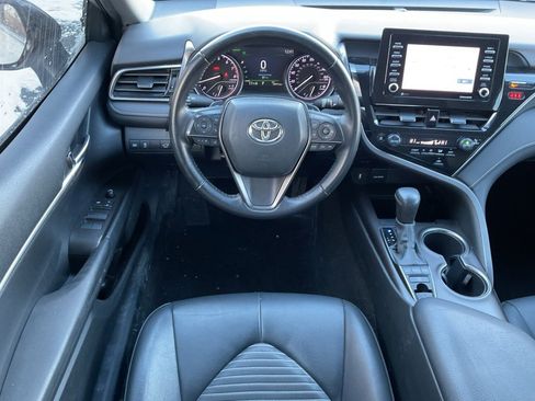 Used 2022 Toyota Camry SE image 15