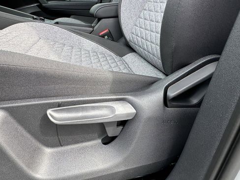 New 2025 Volkswagen Tiguan S image 16