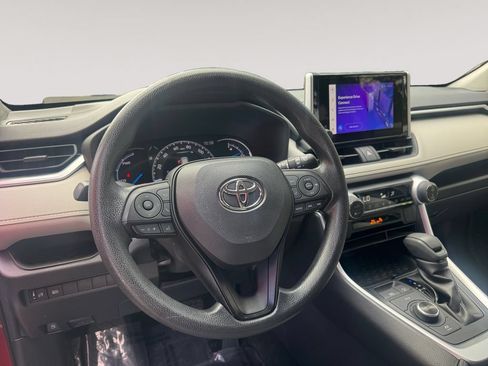 Used 2023 Toyota RAV4 XLE w/ Convenience Package AWD/4WD image 12