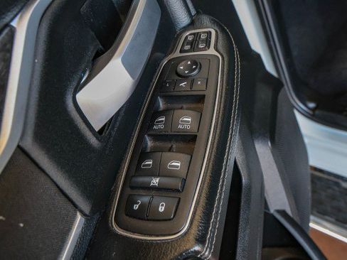 Used 2024 RAM 2500 Big Horn AWD/4WD image 27