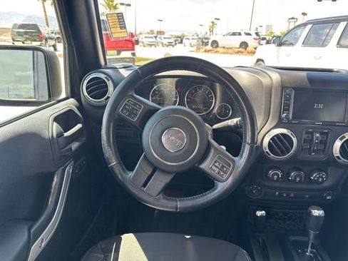 Certified 2017 Jeep Wrangler Unlimited Rubicon w/ Connectivity Group AWD/4WD image 13