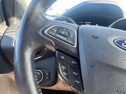 Used 2018 Ford Escape Titanium FWD image 22