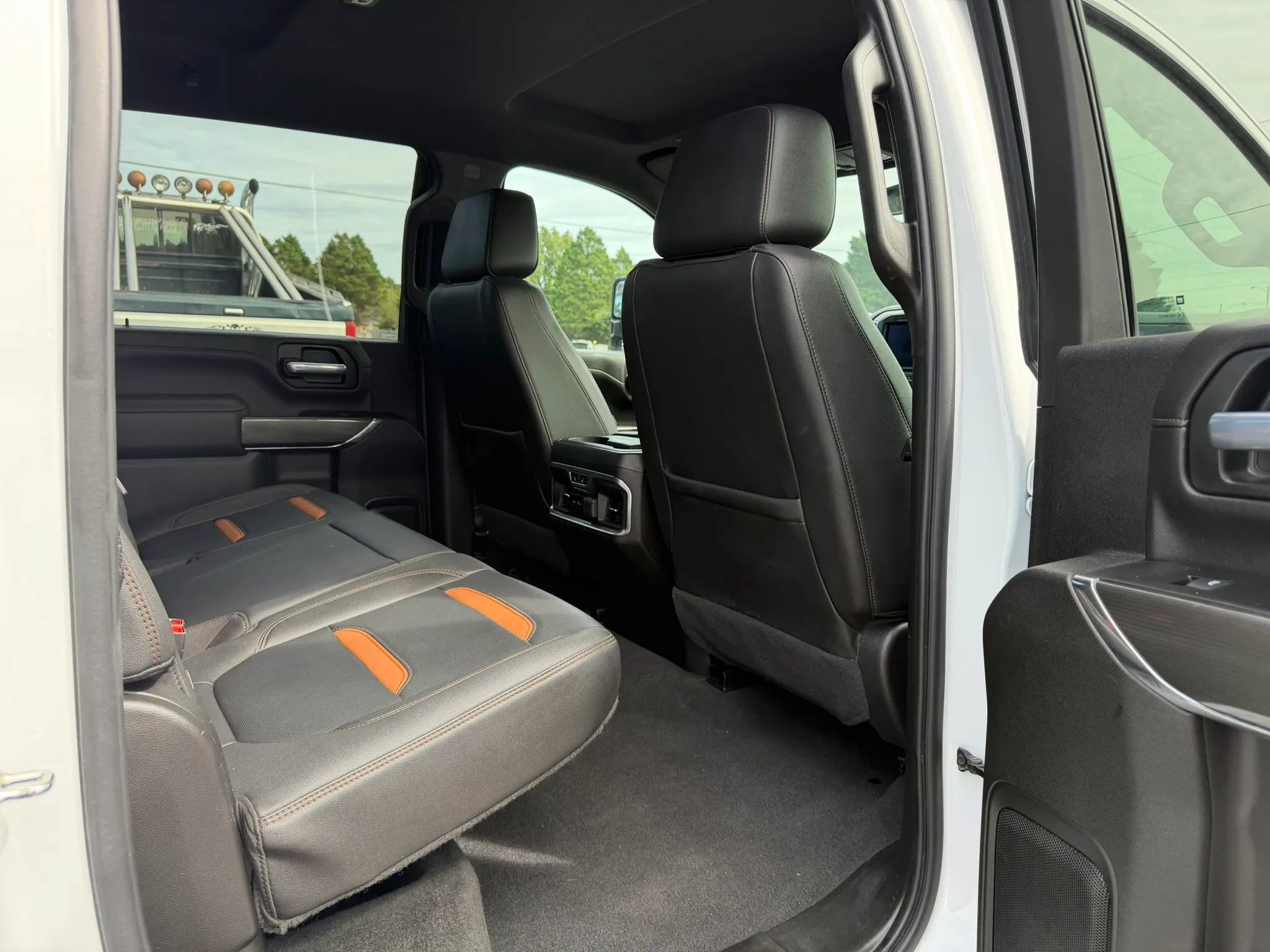 Used 2022 GMC Sierra 2500 AT4 w/ Gooseneck/5TH Wheel Package AWD/4WD image 23