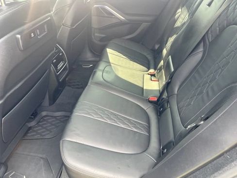 Used 2021 BMW X6 M50i AWD/4WD image 12
