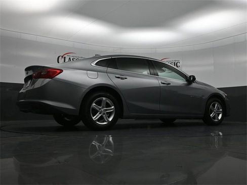 Used 2024 Chevrolet Malibu LT image 28