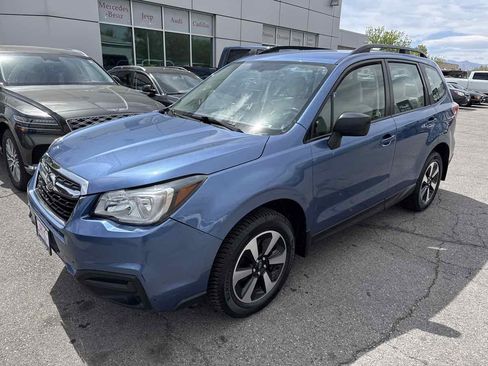 Used 2018 Subaru Forester 2.5i w/ Alloy Wheel Package image 2