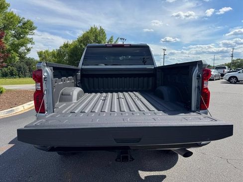Used 2026 Chevrolet Silverado 2500 Custom w/ Custom Convenience Package AWD/4WD image 10