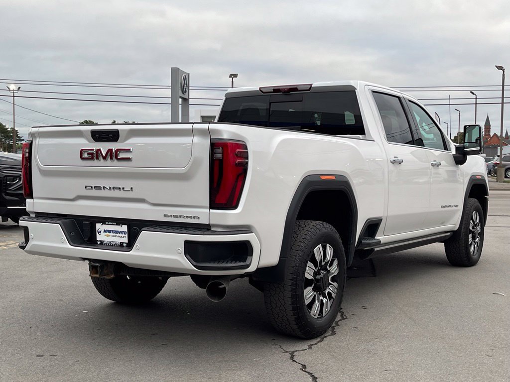 Used 2024 GMC Sierra 2500 Denali w/ Denali Reserve Package AWD/4WD image 10