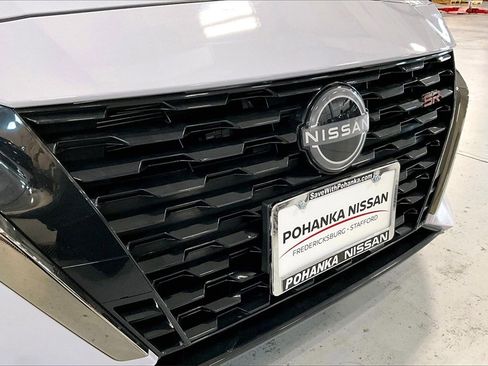 Certified 2025 Nissan Altima 2.5 SR image 29