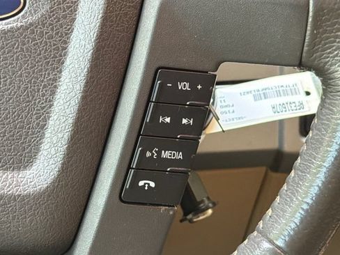 Used 2011 Ford F150 Lariat w/ Lariat Plus Pkg RWD image 25