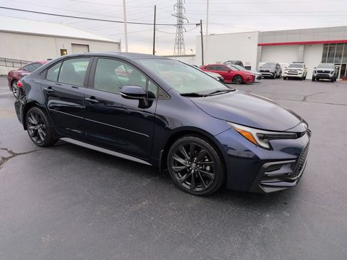 Used 2023 Toyota Corolla SE FWD image 7