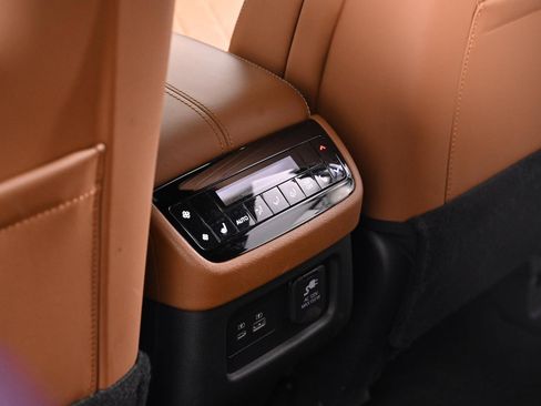 Used 2023 INFINITI QX60 Autograph w/ Cargo Package image 30