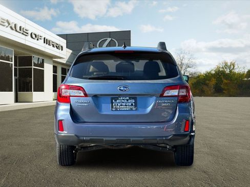 Used 2016 Subaru Outback 3.6R Limited AWD/4WD image 10