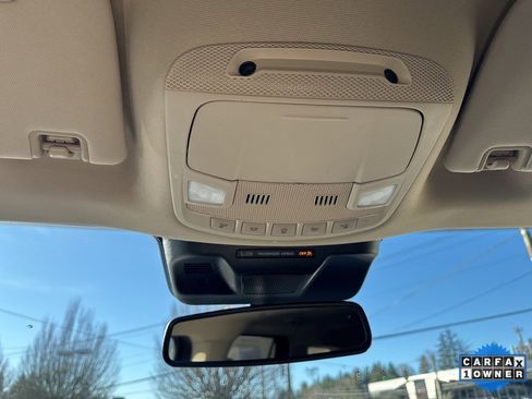 Used 2024 Ford Expedition XLT image 30