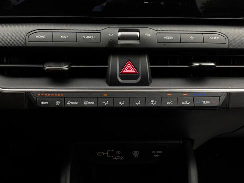 Used 2025 Kia K4 FWD image 28
