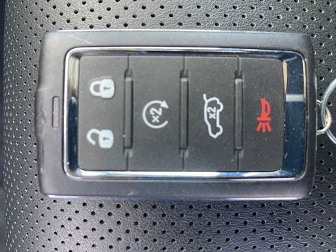 New 2024 Jeep Grand Cherokee Overland w/ Advanced Protech Group III image 30