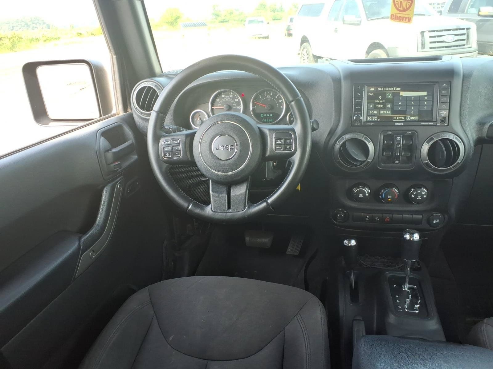 Used 2017 Jeep Wrangler Unlimited Sport w/ Quick Order Package 24S AWD/4WD image 14