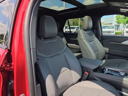 New 2027 Ford Explorer Active w/ Active Comfort Package AWD/4WD image 14