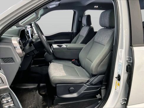 Used 2023 Ford F150 XLT w/ XTR Package image 24