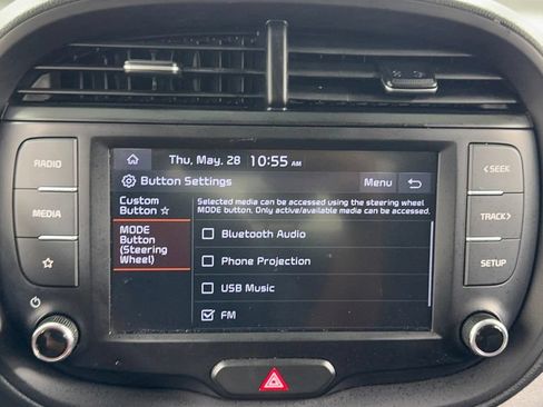 Used 2022 Kia Soul LX w/ Technology Package FWD image 25
