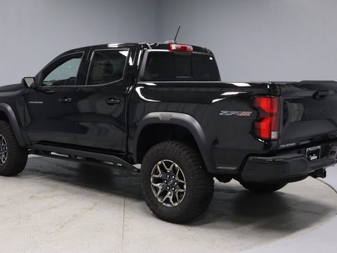 Used 2026 Chevrolet Colorado ZR2 w/ Technology Package image 10