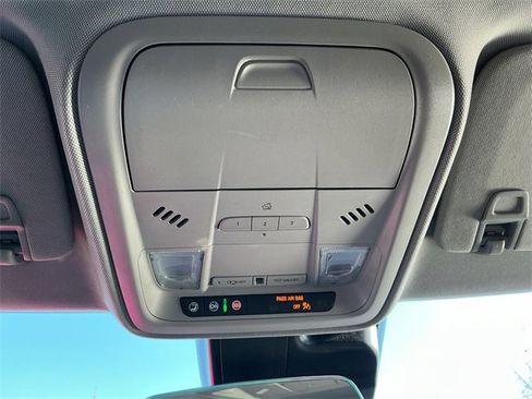 Certified 2023 Cadillac XT4 Luxury w/ Cold Weather Package image 26