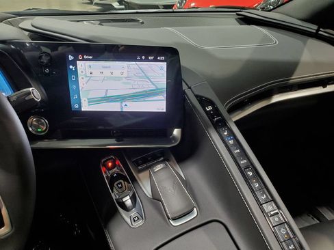 Used 2025 Chevrolet Corvette Z06 RWD image 23