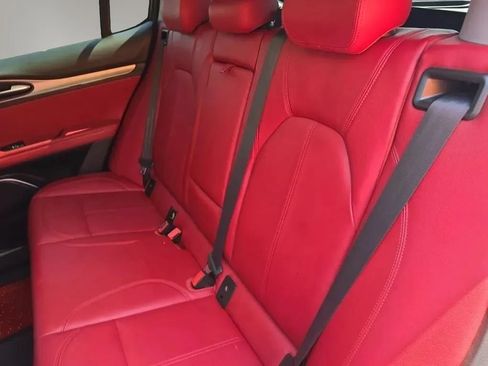 Used 2019 Alfa Romeo Stelvio Sport w/ Quick Order Package 22K Sport RWD image 40