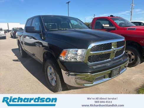 Used 2017 RAM 1500 Classic SLT AWD/4WD image 1