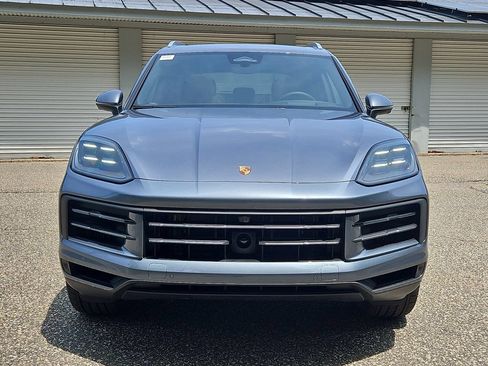 Certified 2026 Porsche Cayenne AWD/4WD image 7