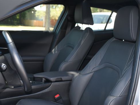 Used 2023 Lexus UX 250h FWD w/ Accessory Package (Z1) image 12