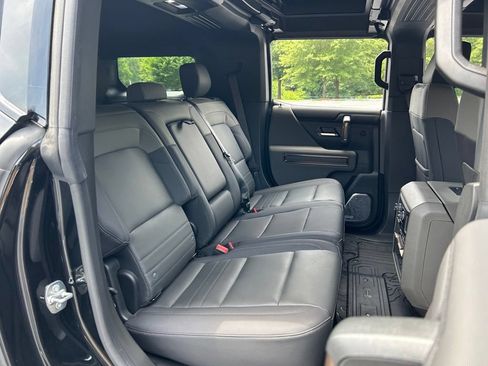 Used 2025 GMC Hummer EV 3X AWD/4WD image 50